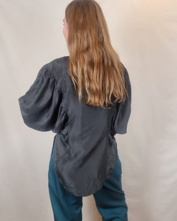 Black 100% Silk 80s Batwing Shirt 12-20 - Image 5
