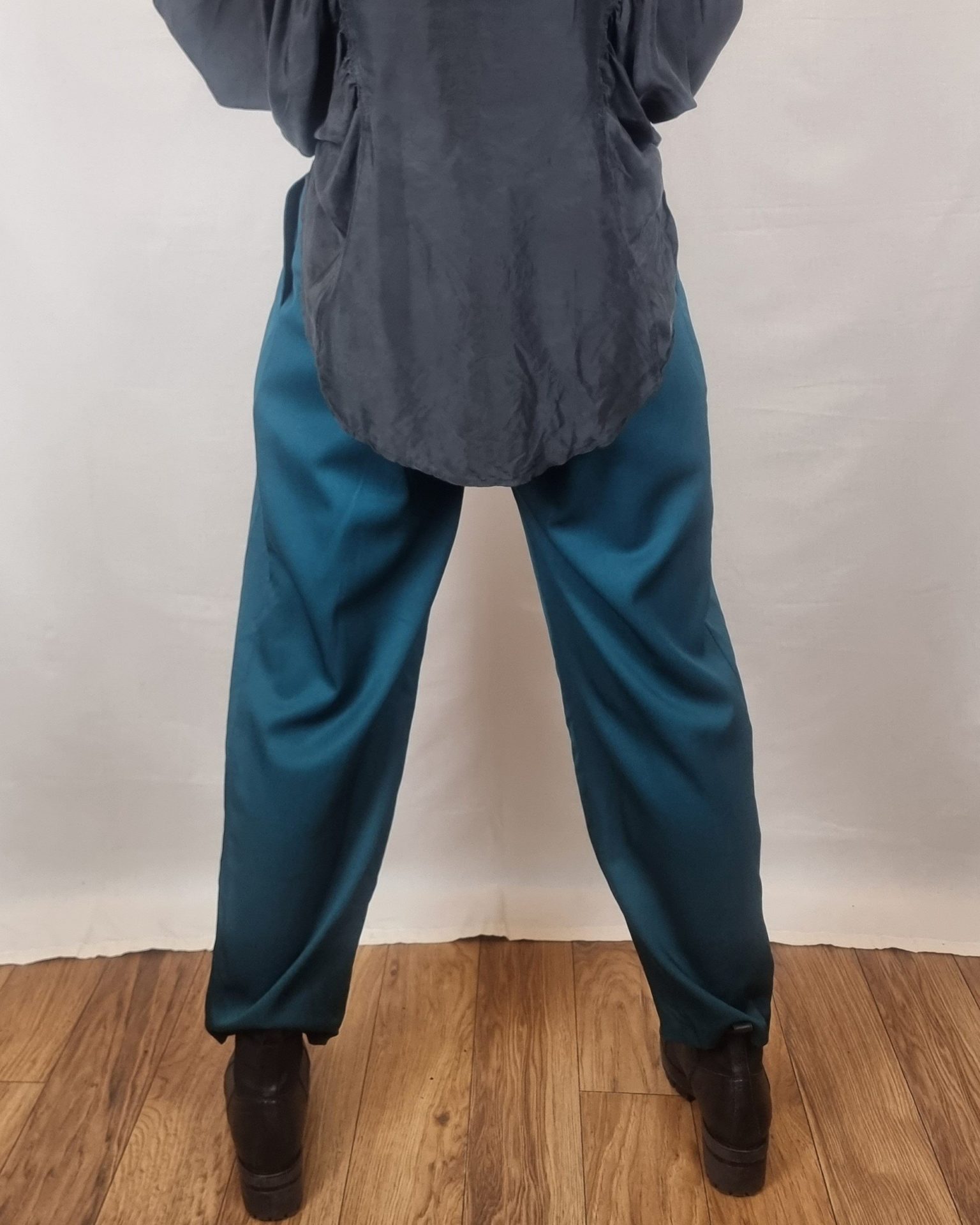 Womens Mango green suit trouser size 10 – thestylingbank
