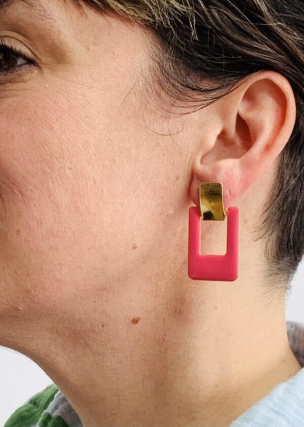 Pink enamel and gold rectangular earrings - Image 2