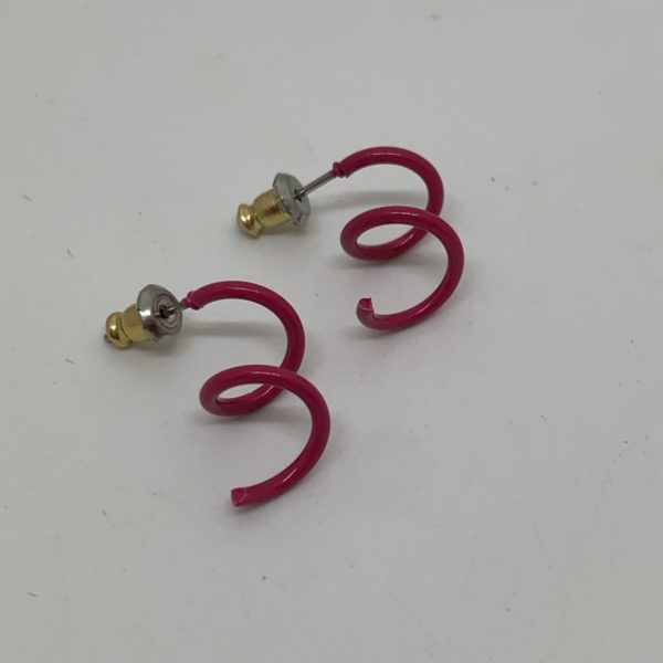 Pink metal spring drop earrings 2