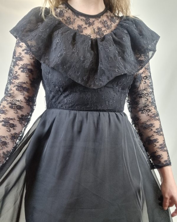 Victorian Gothic Lace Dress UK Size 8-10 1
