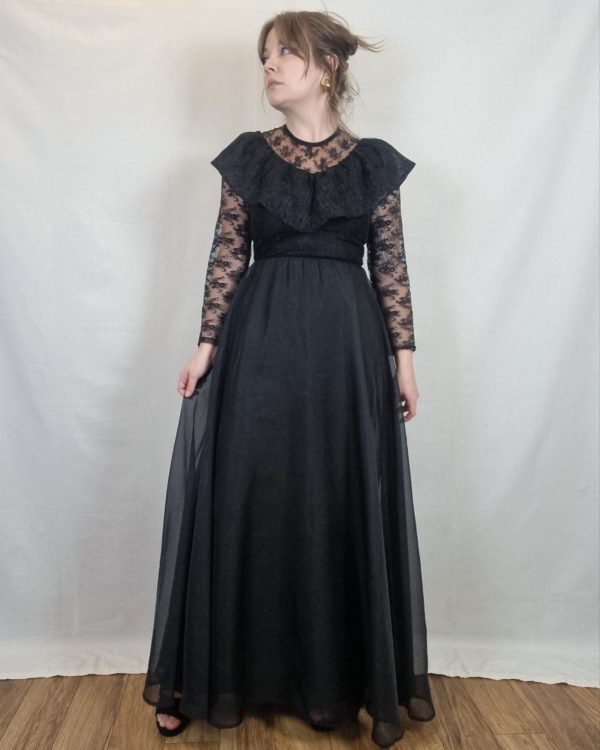 Victorian Gothic Lace Dress UK Size 8-10 3