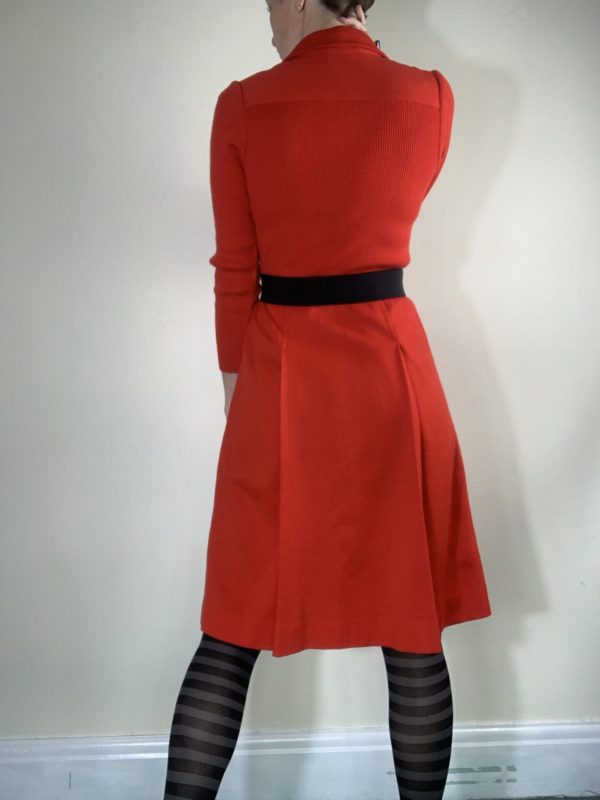 Red knitted shirt dress with dagger collar size 10 3