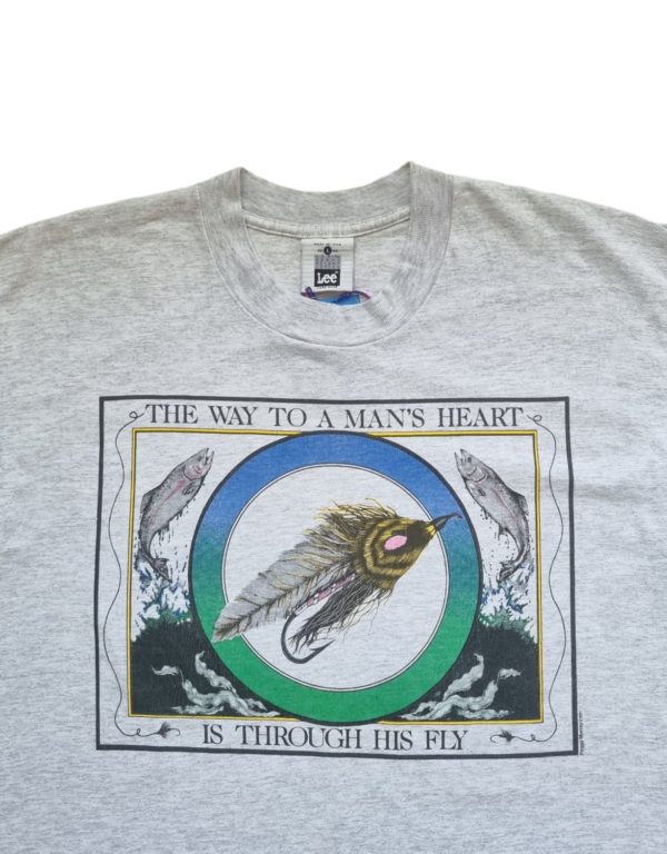 "The way to a man's heart is through his fly" Vintage Fishing T-Shirt Large 2