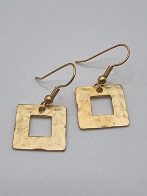 Vintage gold hammered metal square earrings
