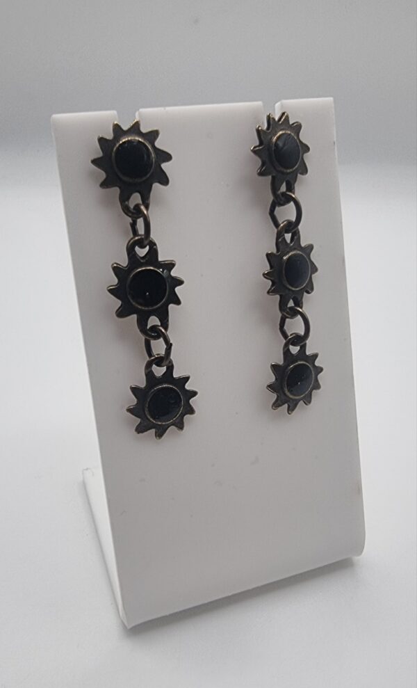 Vintage black Enamel sun earrings 1