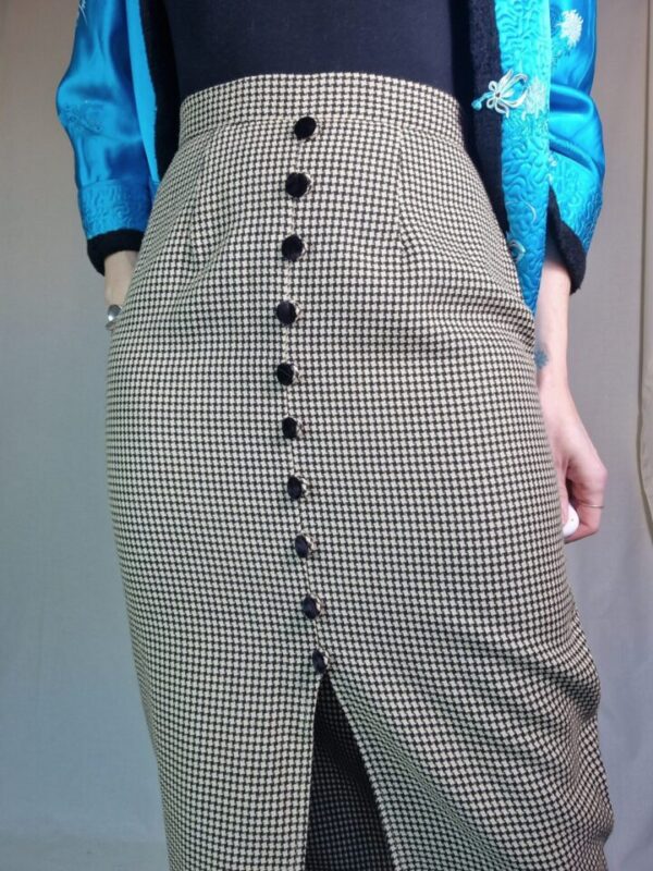 1980s Houndstooth black and white pencil skirt UK 10 - Image 2