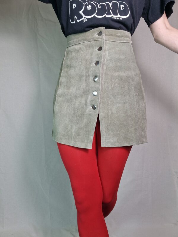 Agate Grey Popper Suede Mini Skirt Size 8 4