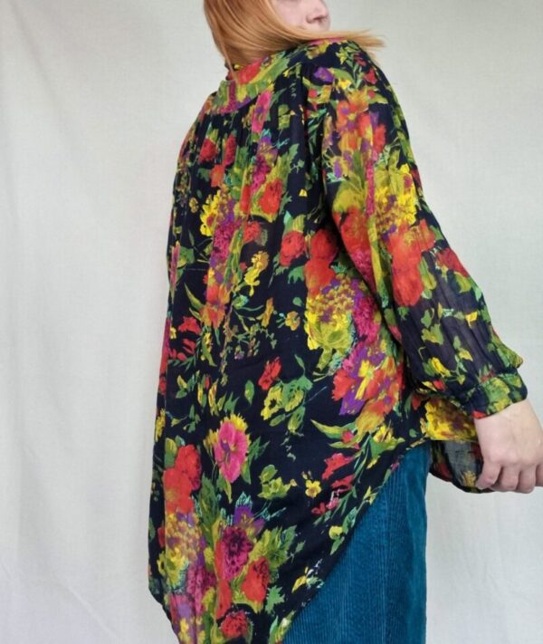 Gauzey Floral Longline Shirt UK 18-24 - Image 4