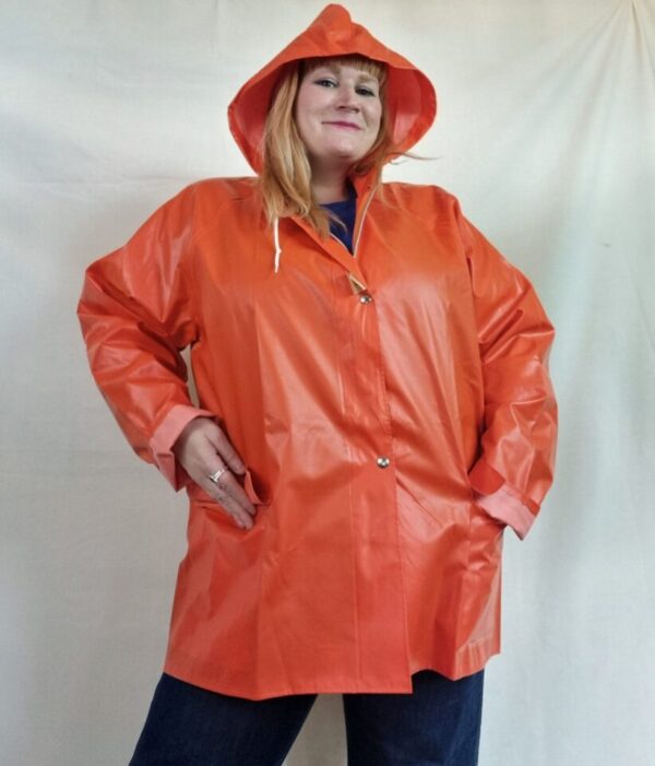 Classic Red Hooded Raincoat XL - Image 3